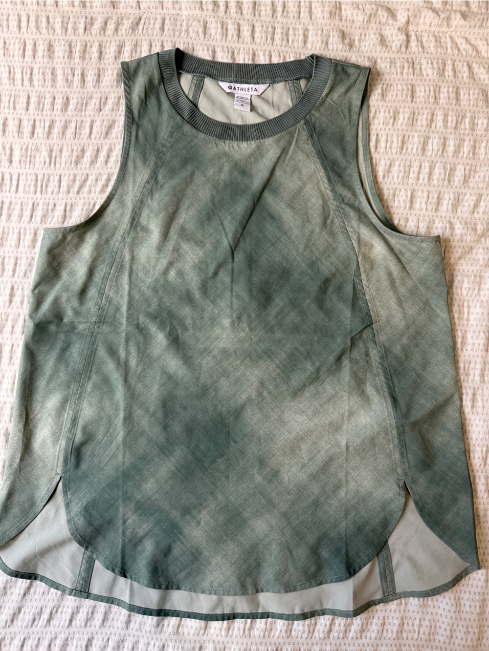 Athleta Green Sleeveless Muscle Tank with Subtle Ombre